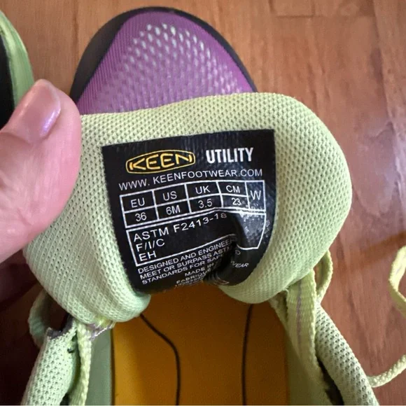 KEEN Utility Vista Energy Women’s Sz 6M Safety Shoes Comp Toe Sneakers, Violet - Picture 6 of 7